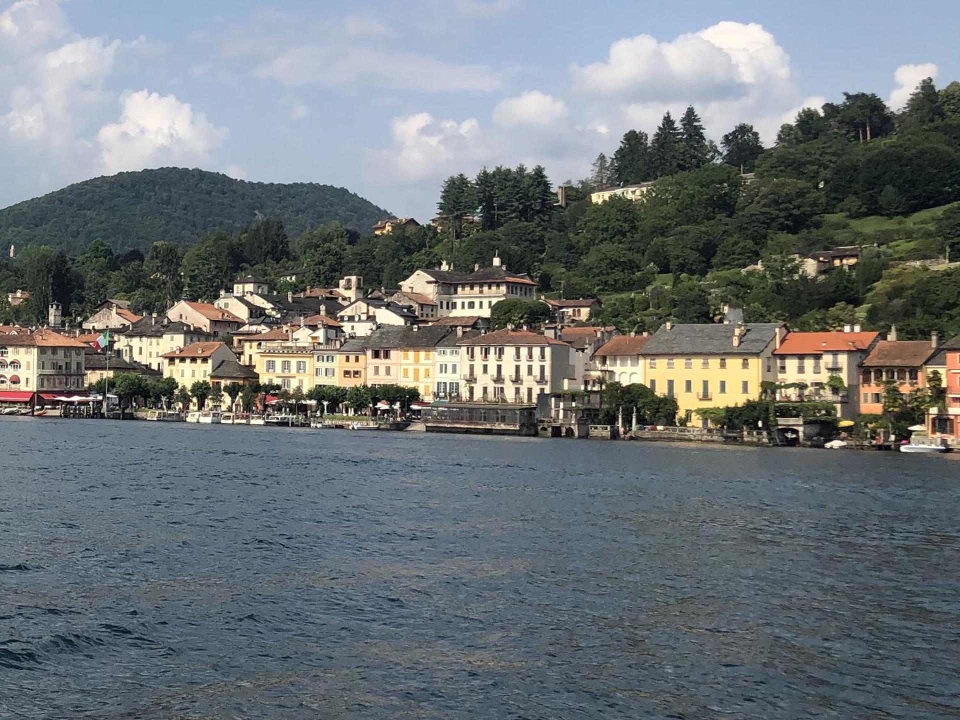 Appartamento Vacanze Al Lago Орта Сан Джулио Екстериор снимка