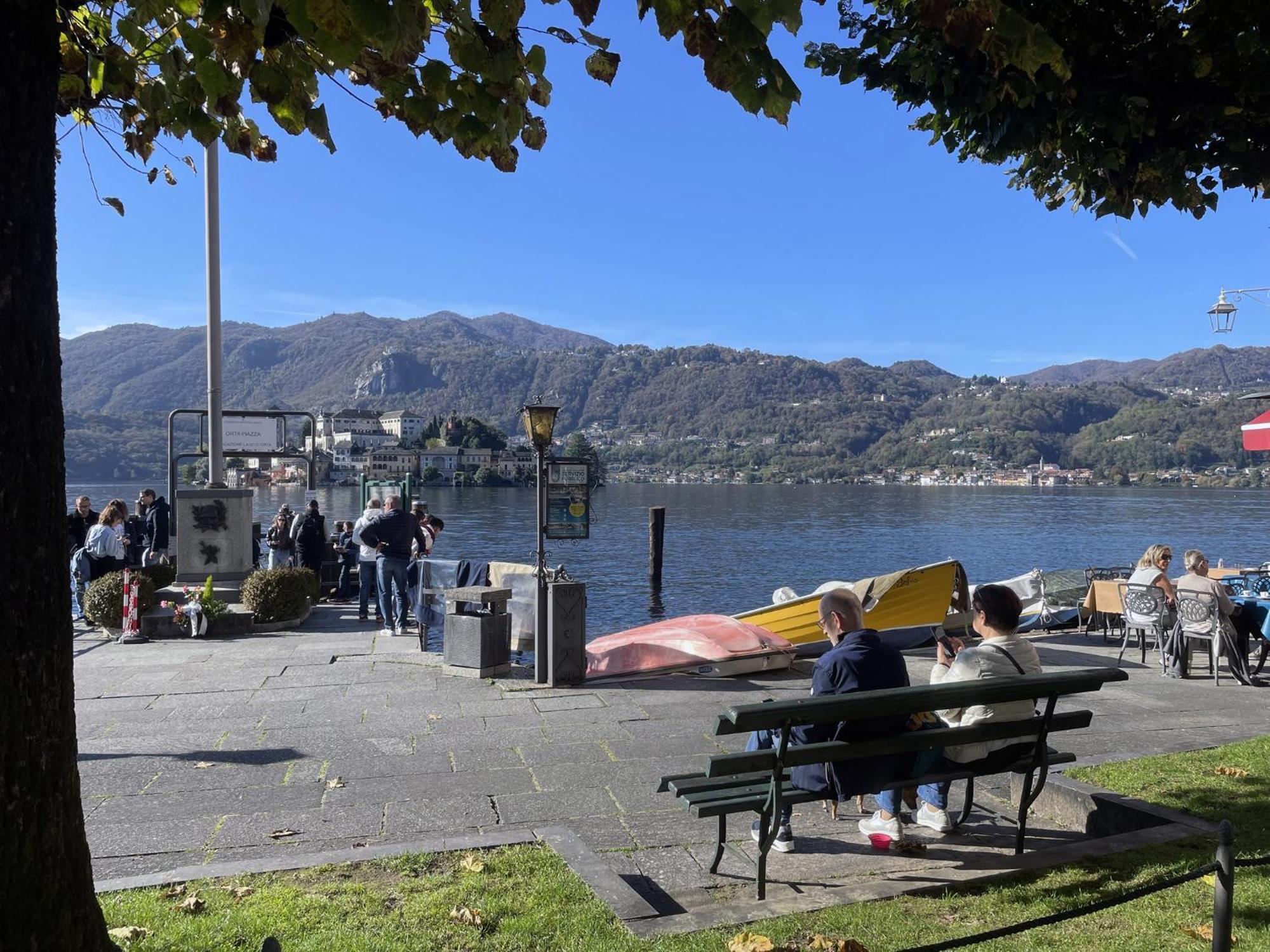 Appartamento Vacanze Al Lago Орта Сан Джулио Екстериор снимка